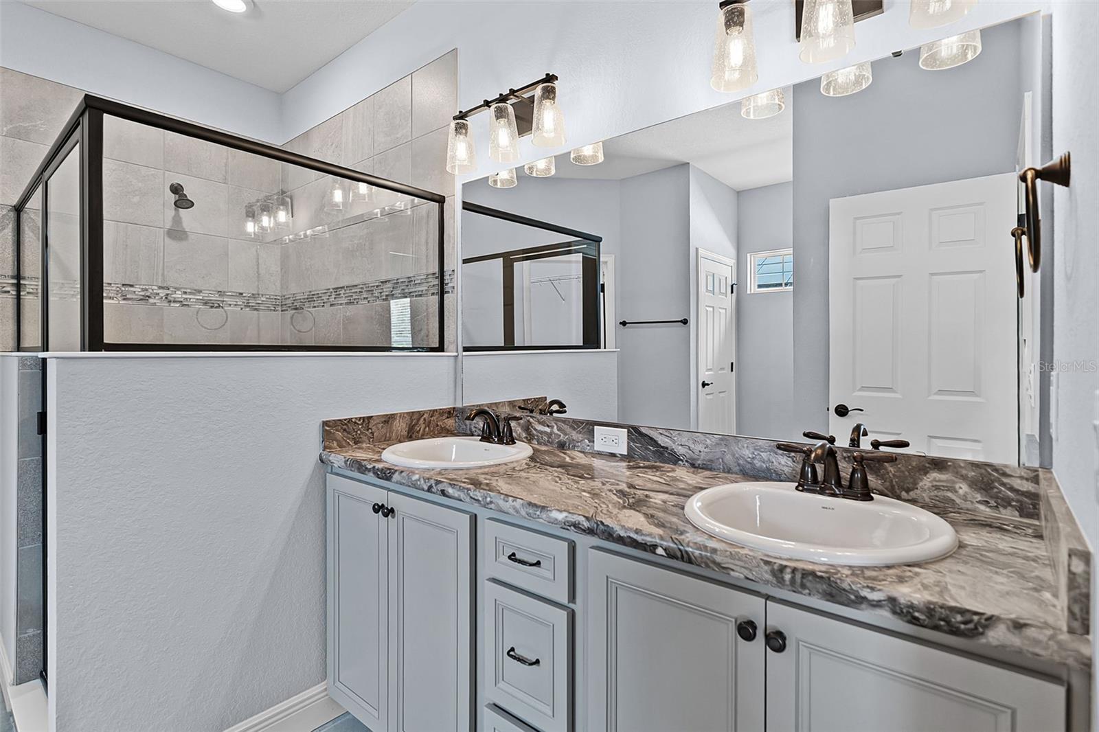 AUBURNDALE, Florida, 33823, United States, 4 Bedrooms Bedrooms, ,3 BathroomsBathrooms,Residential,For Sale,1899734