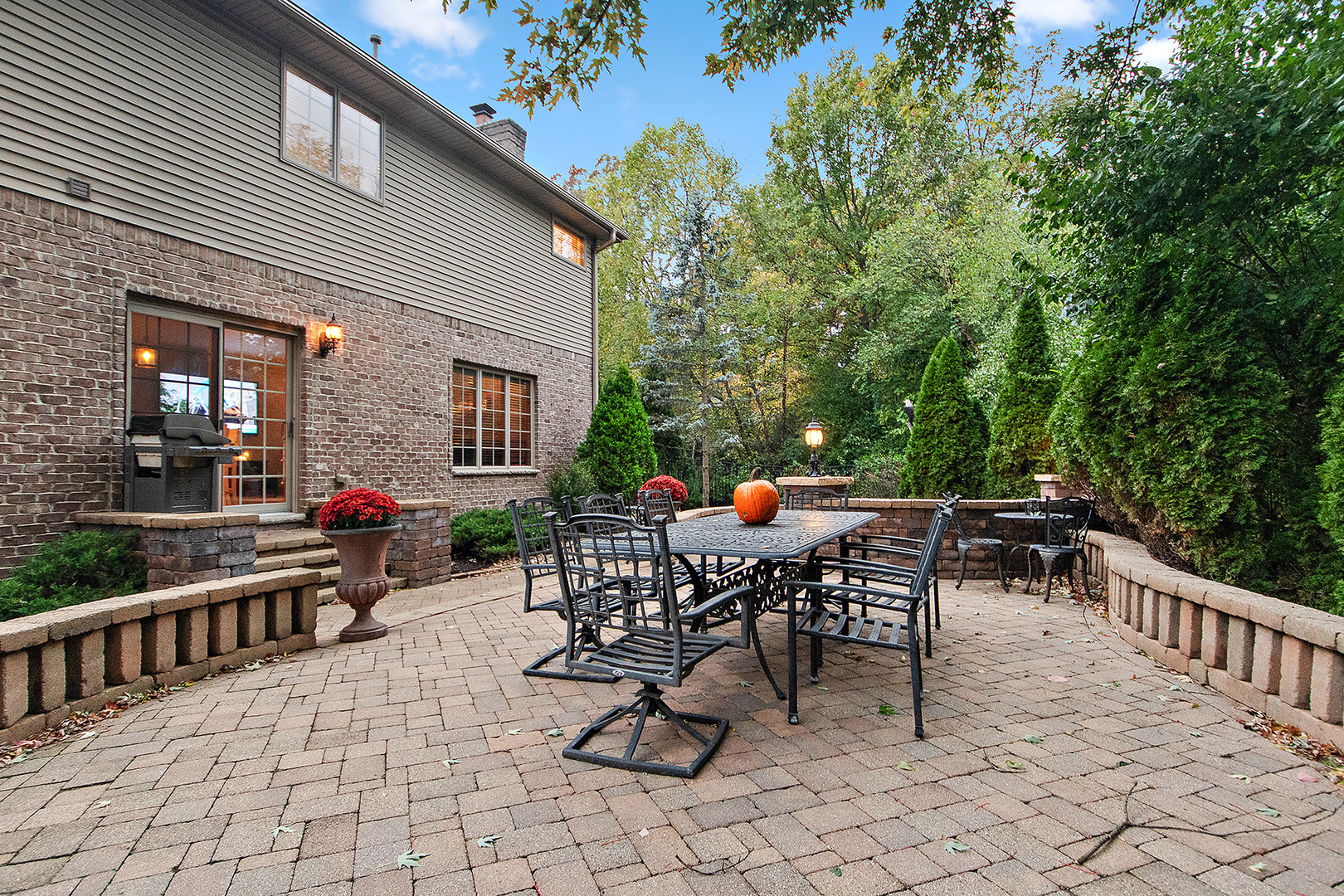 New Lenox, Illinois, 60451, United States, 4 Bedrooms Bedrooms, ,3 BathroomsBathrooms,Residential,For Sale,1974634