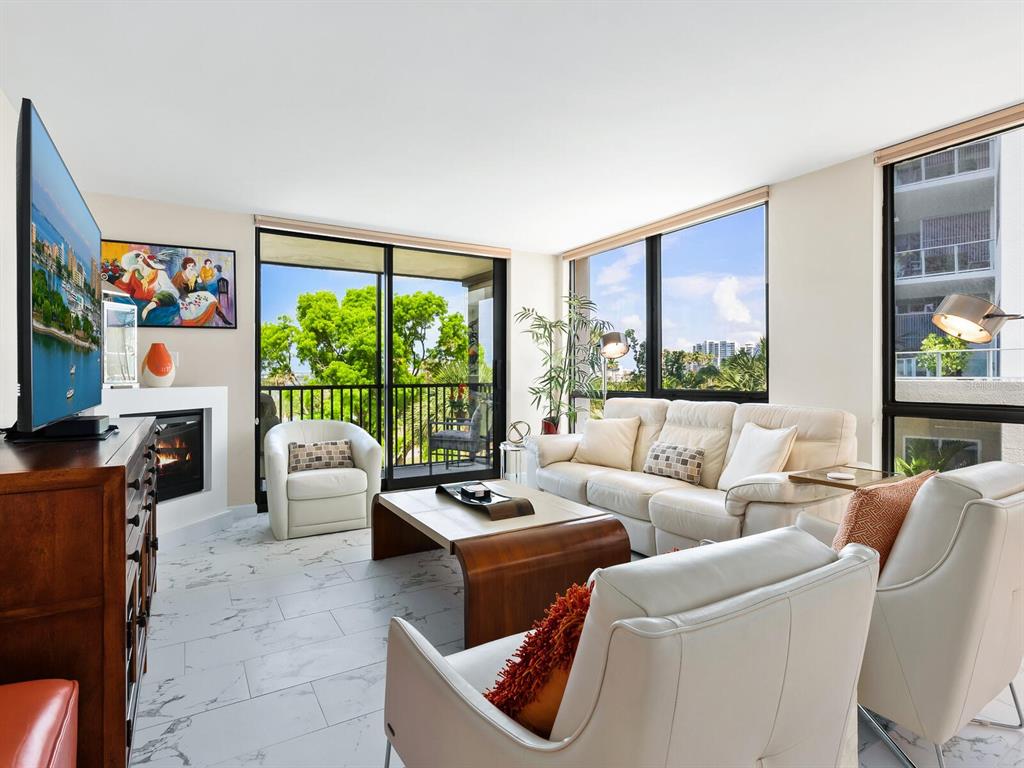 Sarasota, Florida, 34236, United States, 2 Bedrooms Bedrooms, ,2 BathroomsBathrooms,Residential,For Sale,1839874