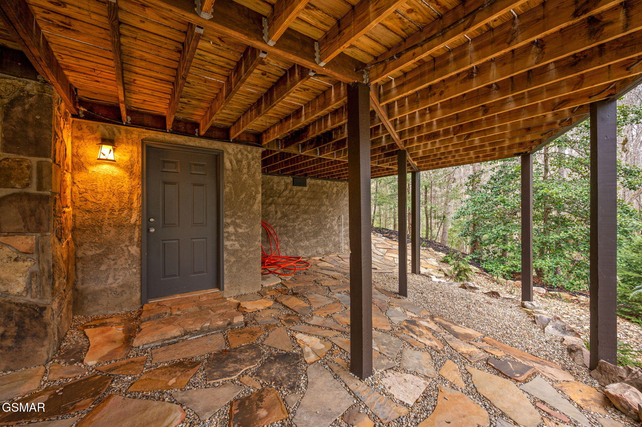 Walland, Tennessee, 37886, United States, 3 Bedrooms Bedrooms, ,4 BathroomsBathrooms,Residential,For Sale,1915065