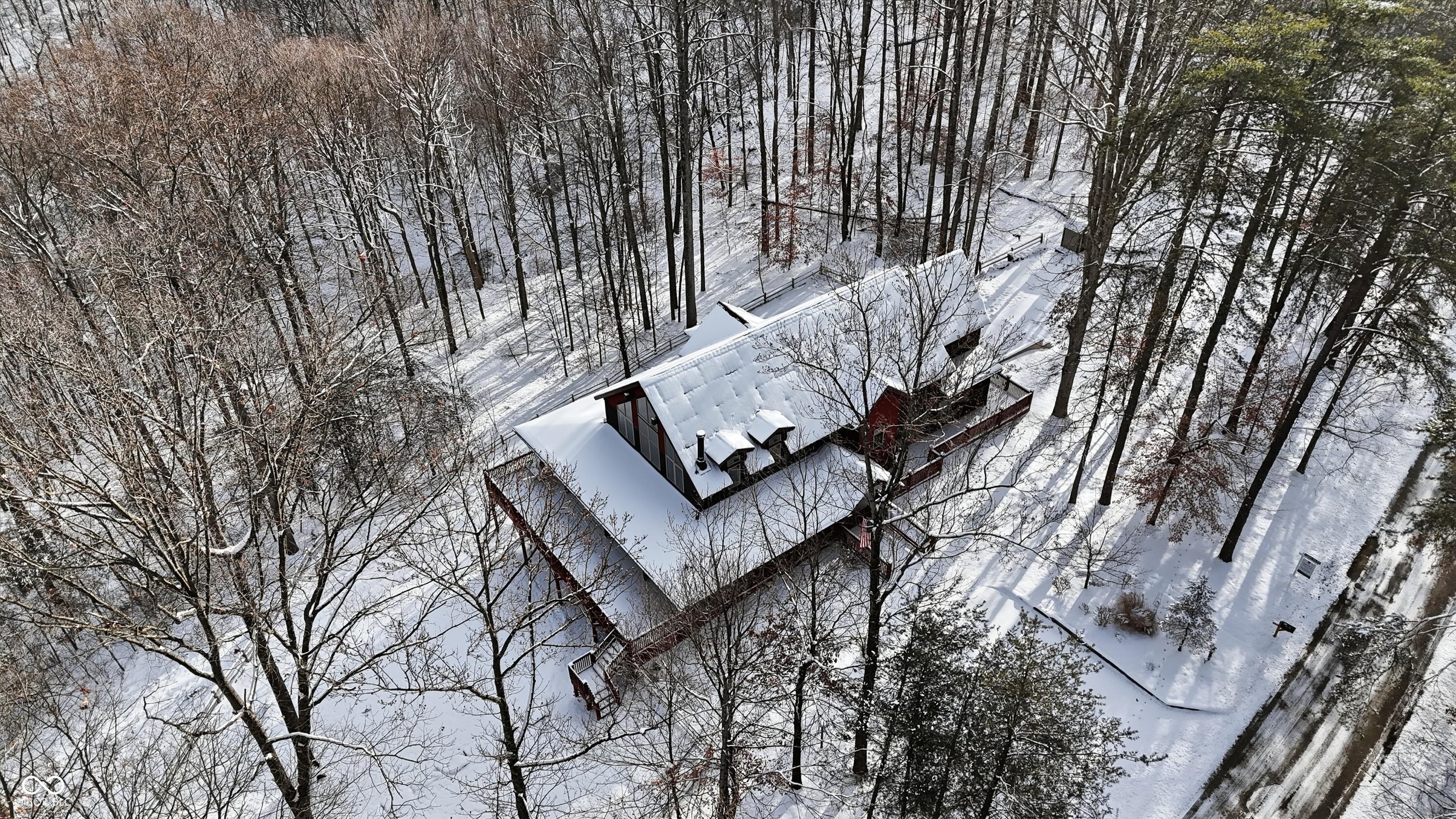 Unionville, Indiana, 47468, United States, 5 Bedrooms Bedrooms, ,5 BathroomsBathrooms,Residential,For Sale,1975333