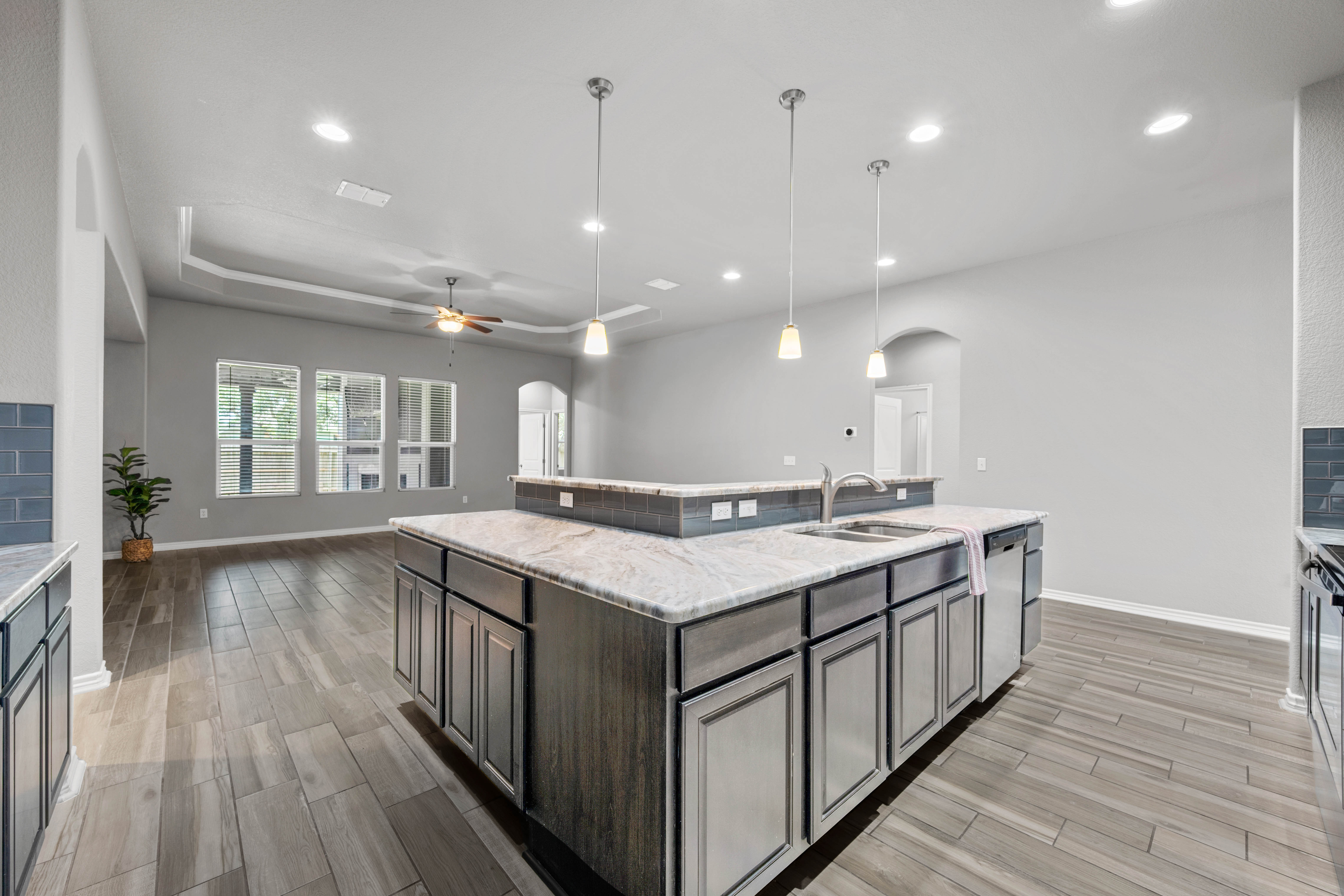  Gorgeous 4BR Home in Wandering Oaks - 物件實景