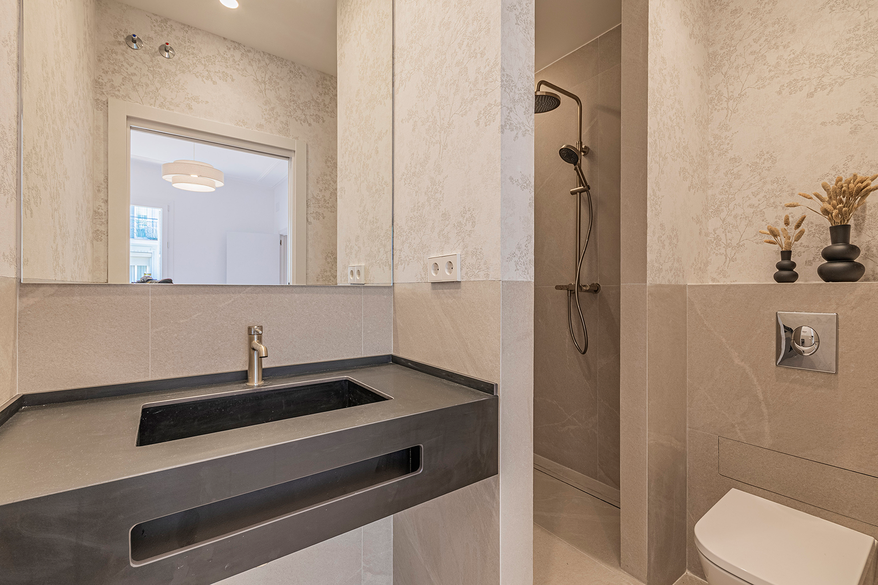  Recently renovated apartment near the sea and mountains - 物件實景