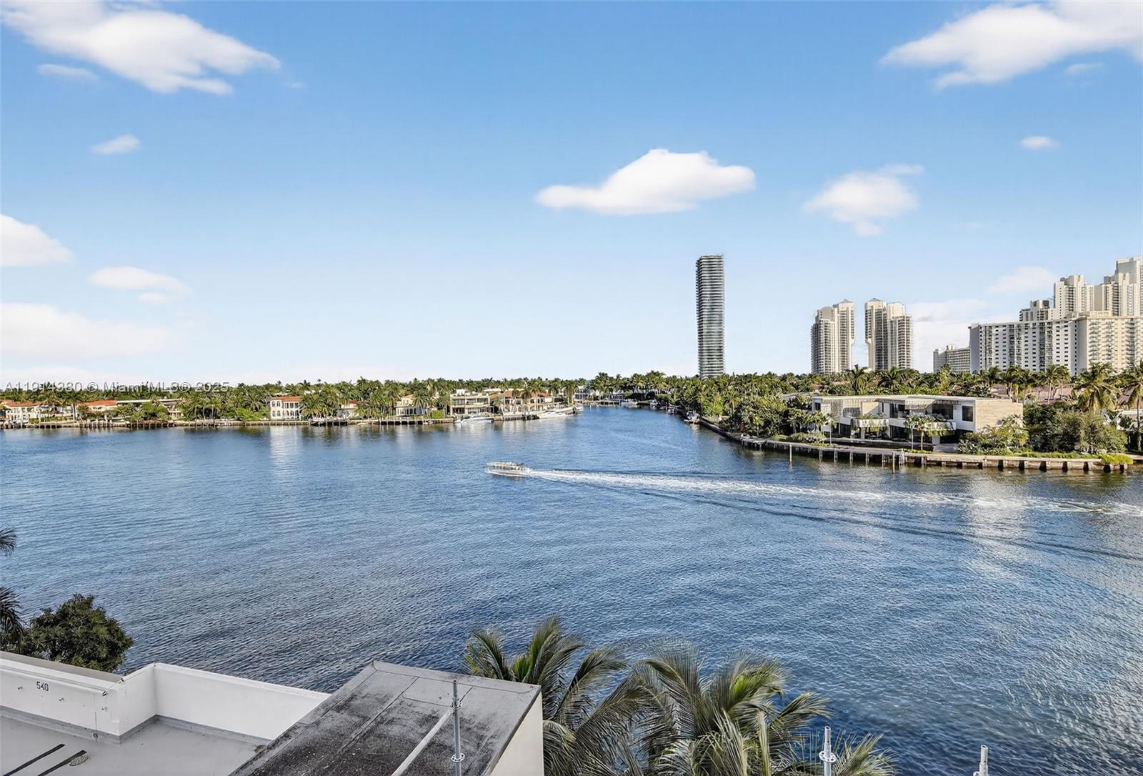 Aventura, Florida, 33180, United States, 3 Bedrooms Bedrooms, ,3 BathroomsBathrooms,Residential,For Sale,1994376