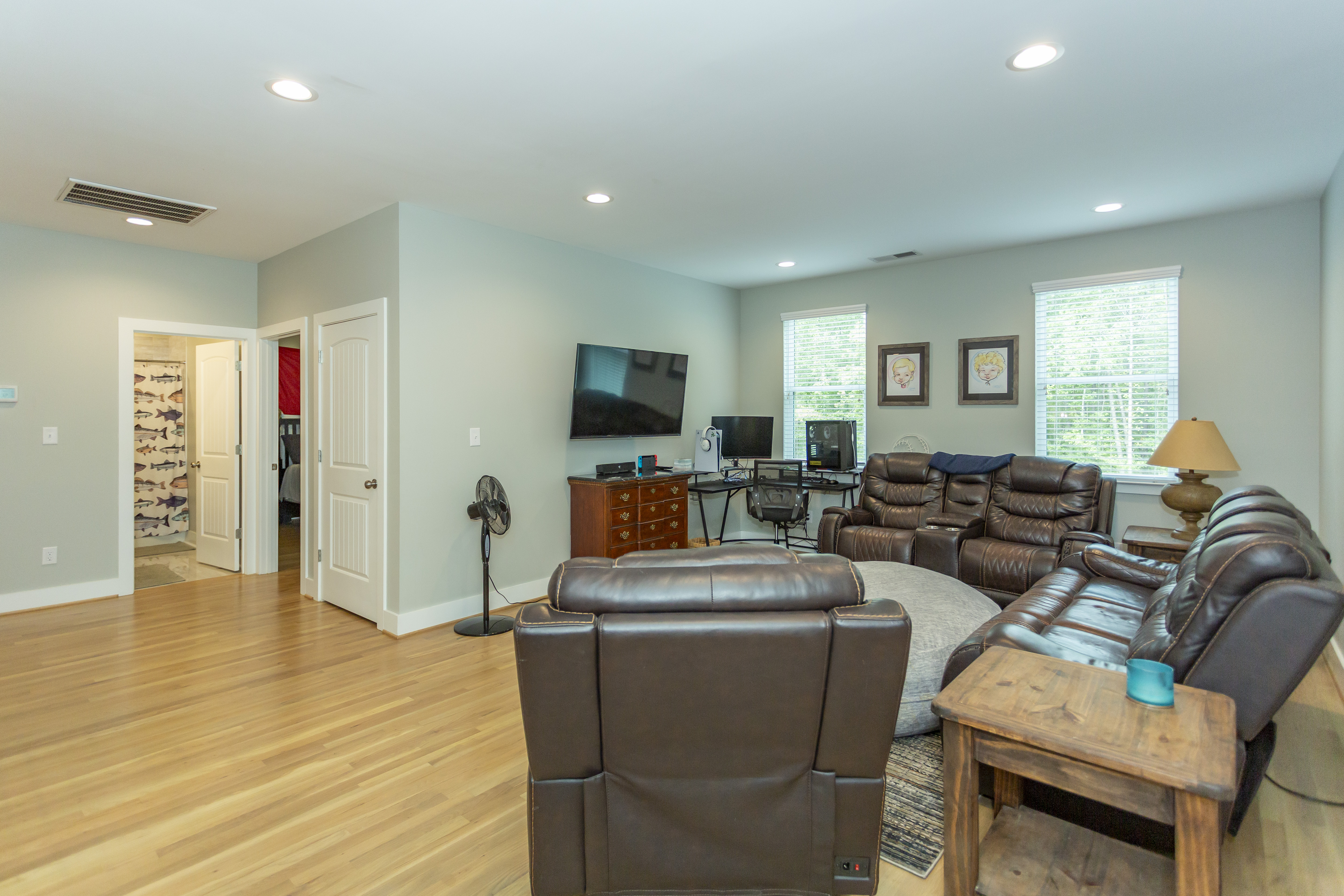 Helena, Alabama, 35080, United States, 5 Bedrooms Bedrooms, ,5 BathroomsBathrooms,Residential,For Sale,1979427