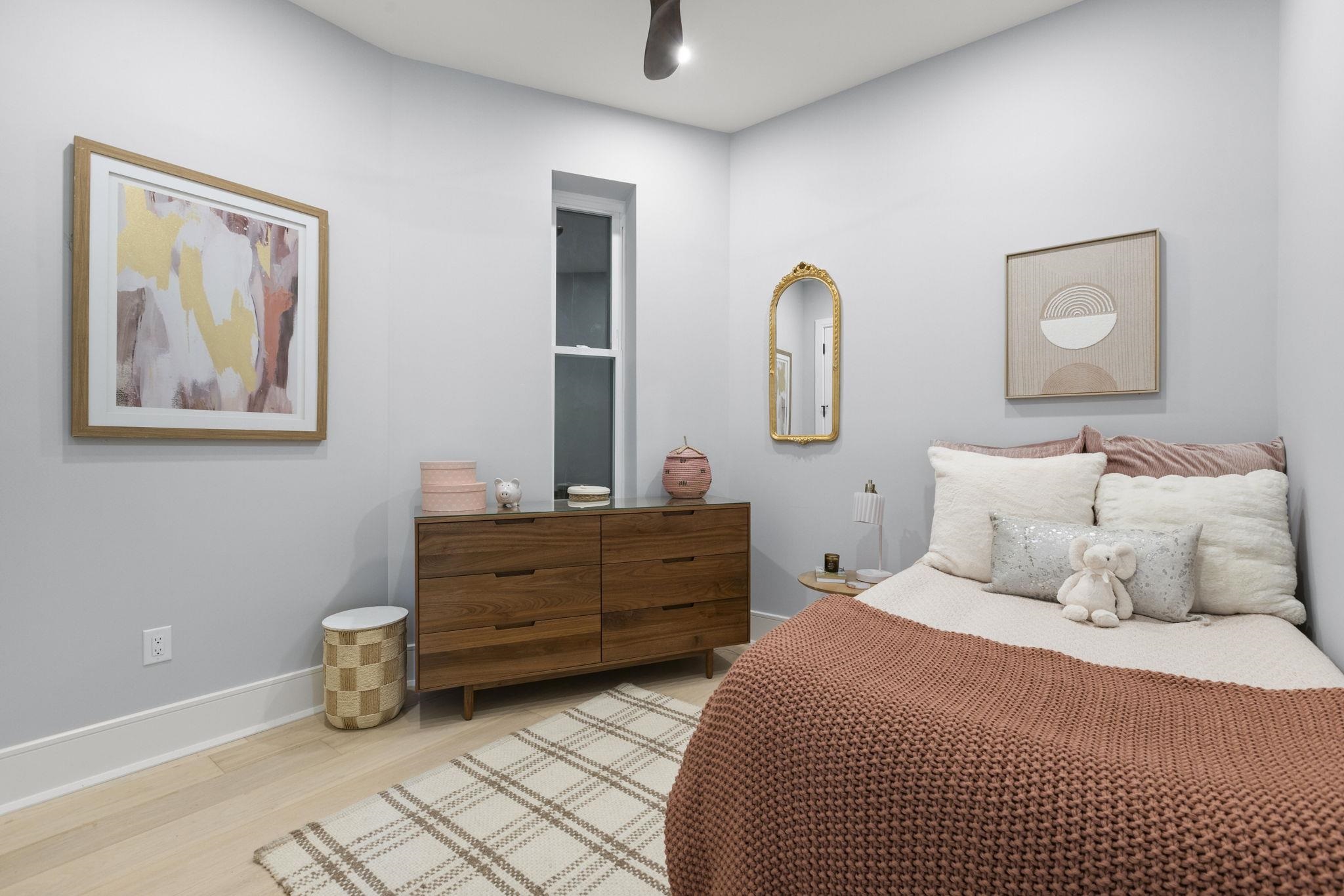 Hoboken, New Jersey, 07030, United States, 3 Bedrooms Bedrooms, ,2 BathroomsBathrooms,Residential,For Sale,1992092