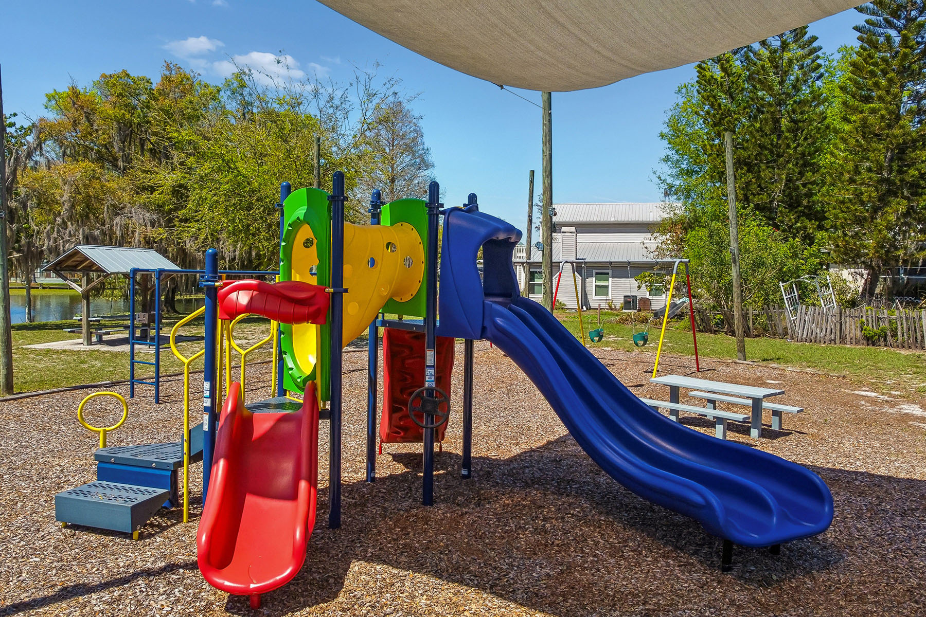  LAKE PADGETT - 物件實景