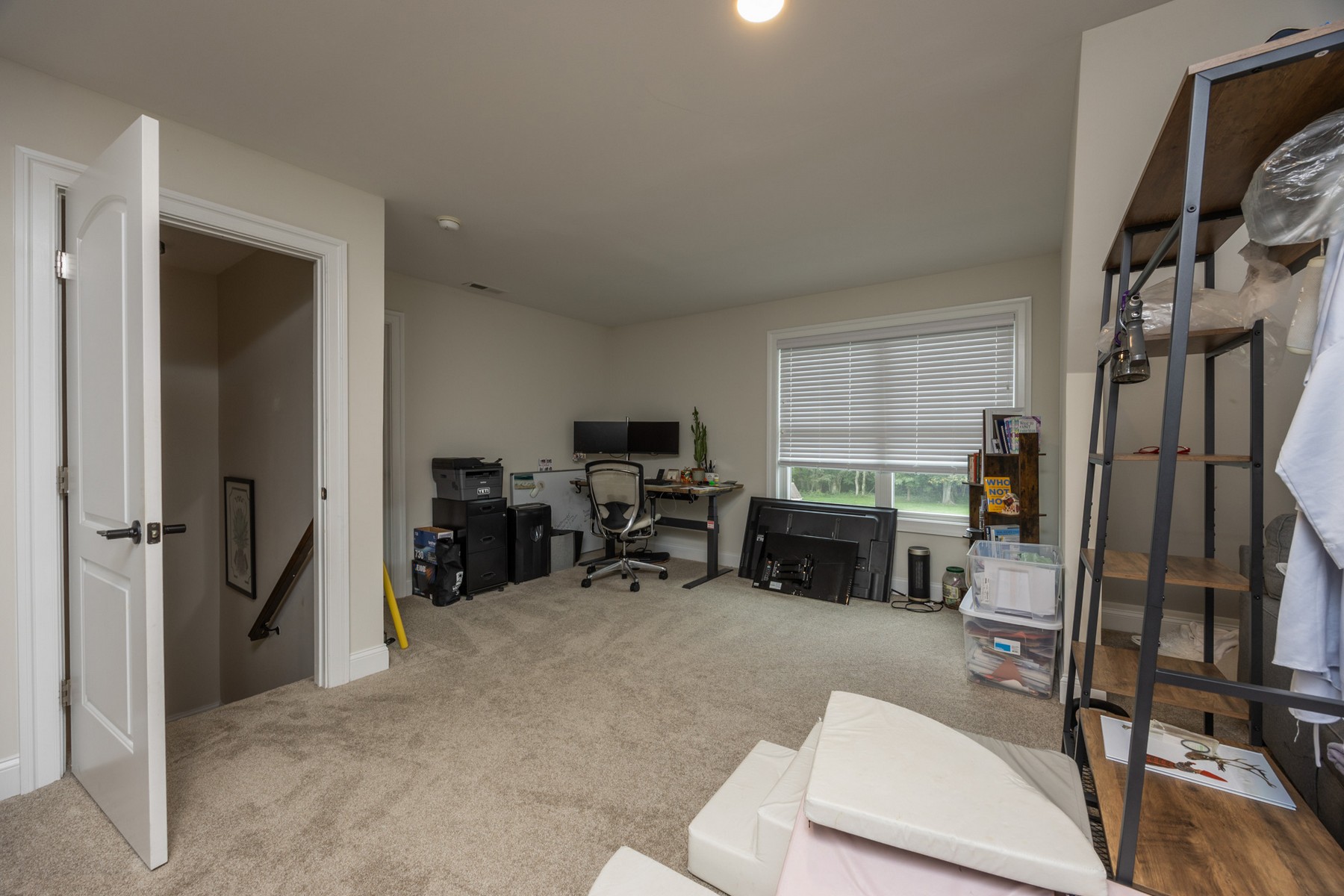  28 Queen Anne Court - 物件實景