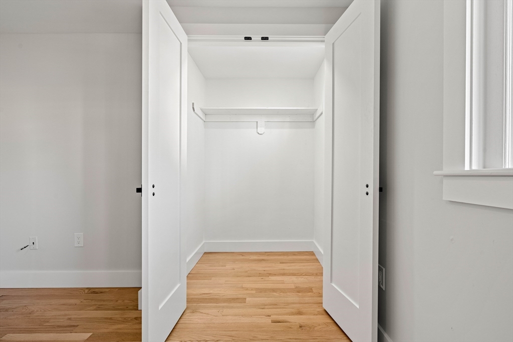 Boston, Massachusetts, 02125, United States, 2 Bedrooms Bedrooms, ,3 BathroomsBathrooms,Residential,For Sale,1995949