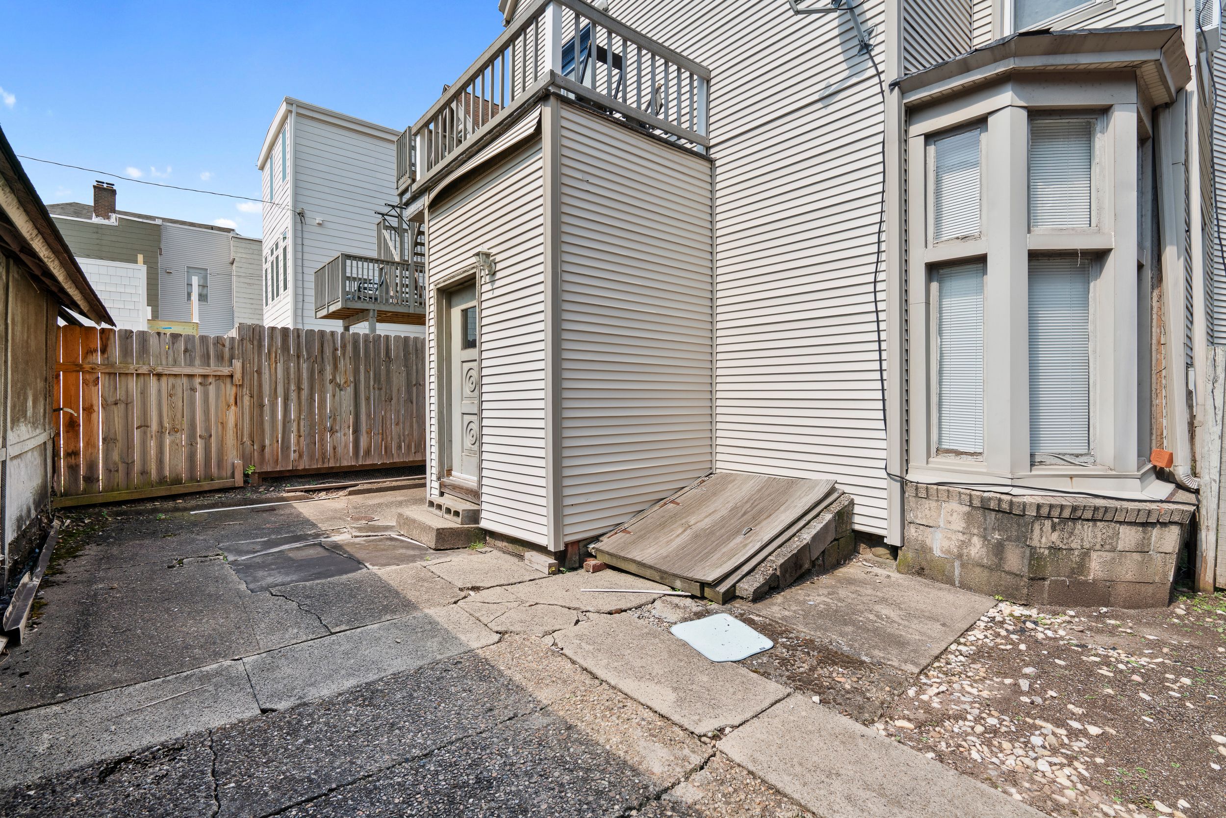  5746 Howe Street, Pittsburgh, PA 15232 - 物件實景