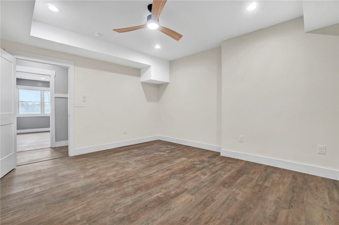 Seneca, South Carolina, 29672, United States, 6 Bedrooms Bedrooms, ,5 BathroomsBathrooms,Residential,For Sale,2002208