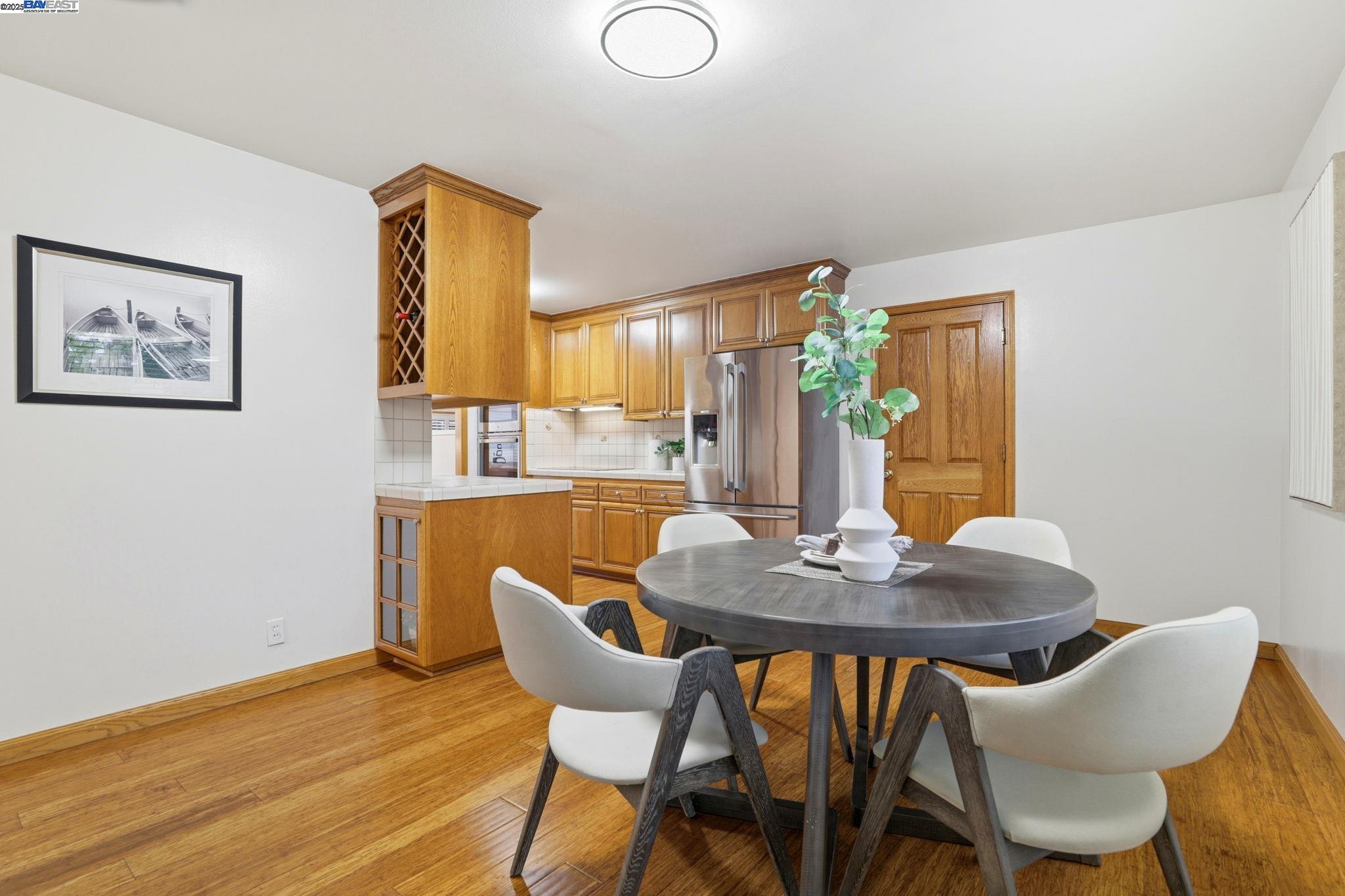 Fremont, California, 94536, United States, 3 Bedrooms Bedrooms, ,2 BathroomsBathrooms,Residential,For Sale,1992910