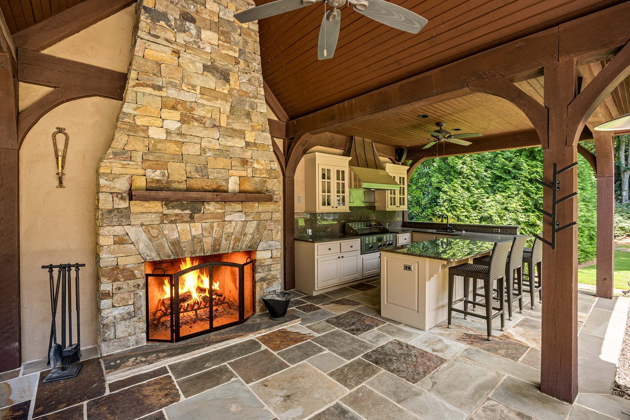  Private European Retreat, Moments from Atlanta Country Club - 物件實景