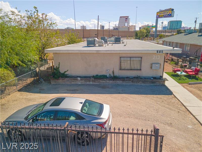 Las Vegas, Nevada, 89106, United States, 4 Bedrooms Bedrooms, ,4 BathroomsBathrooms,Residential,For Sale,1979989