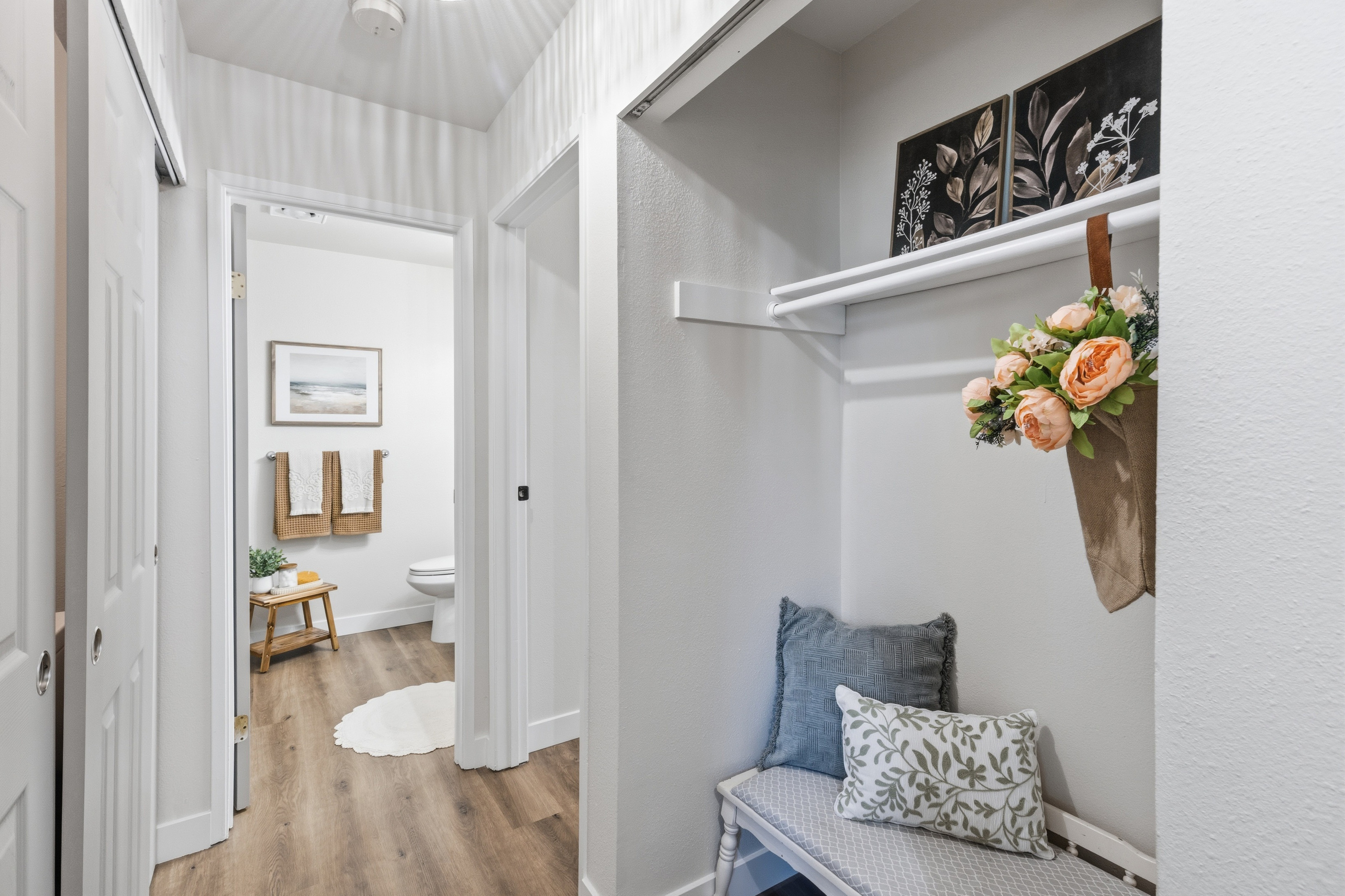  Stylish Harbour Pointe Condo - 物件實景