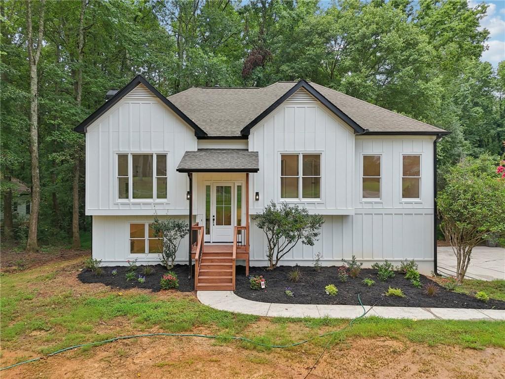 Alpharetta, Georgia, 30004, United States, 4 Bedrooms Bedrooms, ,3 BathroomsBathrooms,Residential,For Sale,1900649
