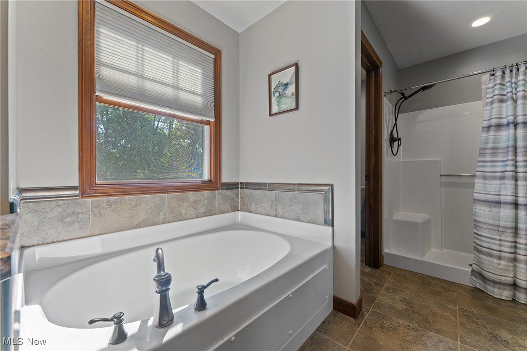 Poland, Ohio, 44514, United States, 4 Bedrooms Bedrooms, ,3 BathroomsBathrooms,Residential,For Sale,2009287