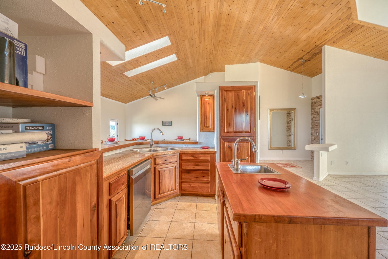 Alto, New Mexico, 88312, United States, 2 Bedrooms Bedrooms, ,2 BathroomsBathrooms,Residential,For Sale,2013285