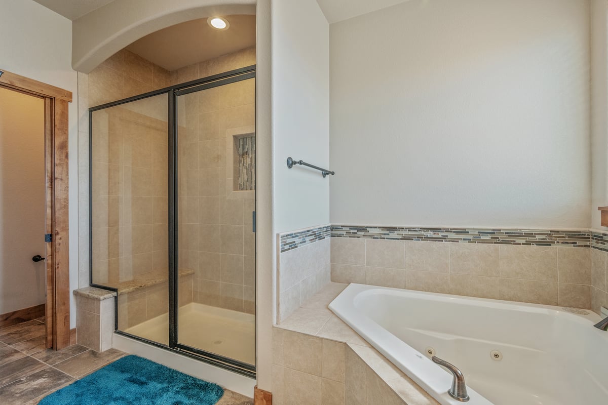 Cheyenne, Wyoming, 82001, United States, 5 Bedrooms Bedrooms, ,3 BathroomsBathrooms,Residential,For Sale,1994195