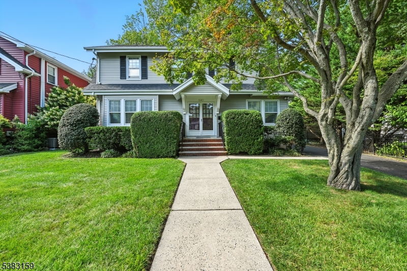 Westfield Town, New Jersey, 07090, United States, 3 Bedrooms Bedrooms, ,1 BathroomBathrooms,Residential,For Sale,1941836