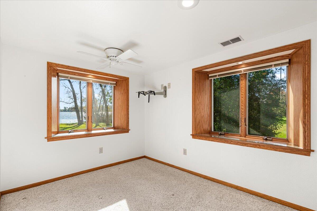 Osceola, Wisconsin, 53010, United States, 1 Bedroom Bedrooms, ,1 BathroomBathrooms,Residential,For Sale,1962522