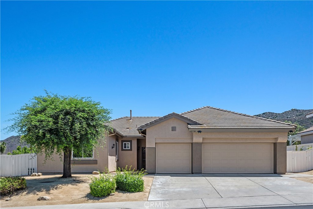 Murrieta, California, 92562, United States, 4 Bedrooms Bedrooms, ,3 BathroomsBathrooms,Residential,For Sale,1891576
