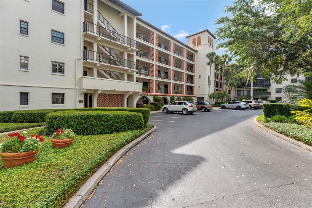 Winter Park, Florida, 32789, United States, 2 Bedrooms Bedrooms, ,1 BathroomBathrooms,Residential,For Sale,1794385