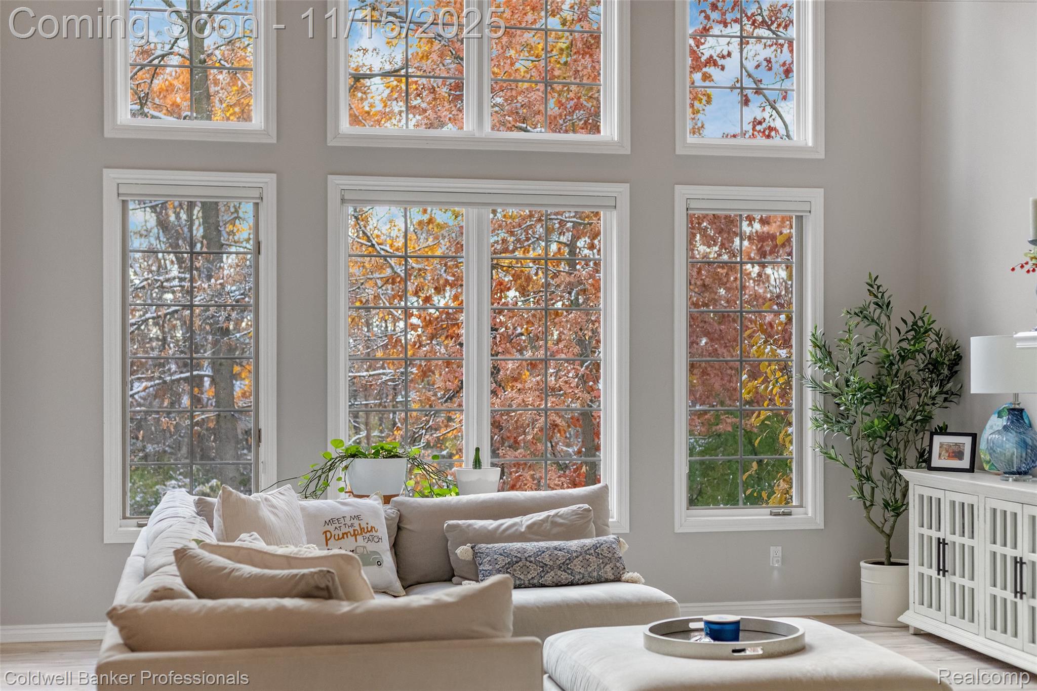 Clarkston, Michigan, 48348, United States, 4 Bedrooms Bedrooms, ,4 BathroomsBathrooms,Residential,For Sale,1992858