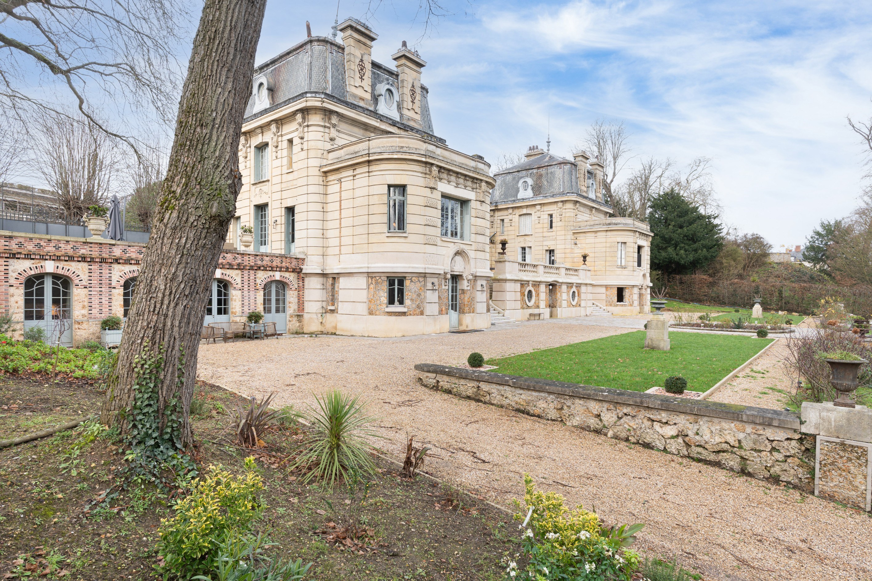  Magnificent château and its landscaped grounds - 物件實景