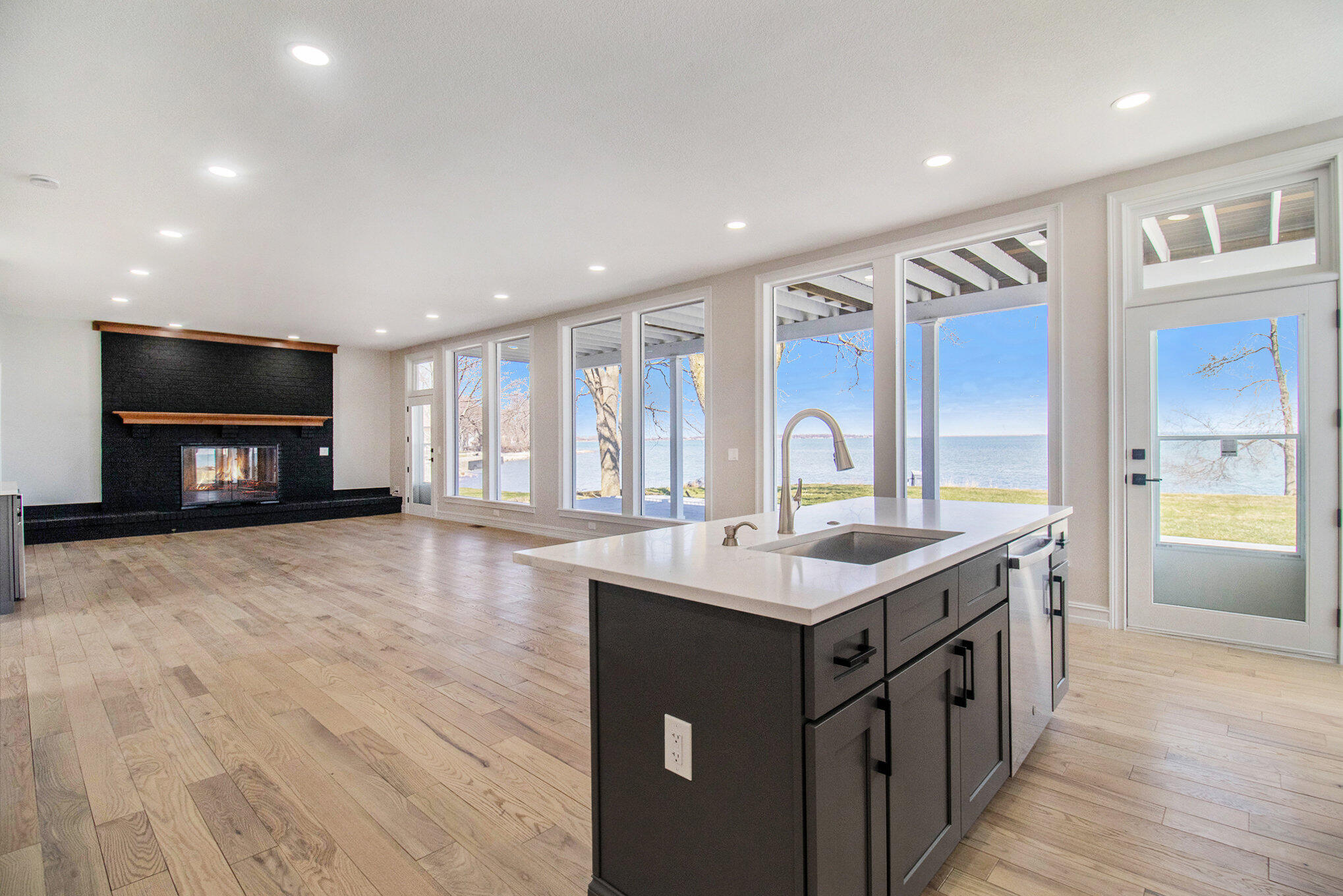 Newport, Michigan, 48166, United States, 4 Bedrooms Bedrooms, ,4 BathroomsBathrooms,Residential,For Sale,1765841