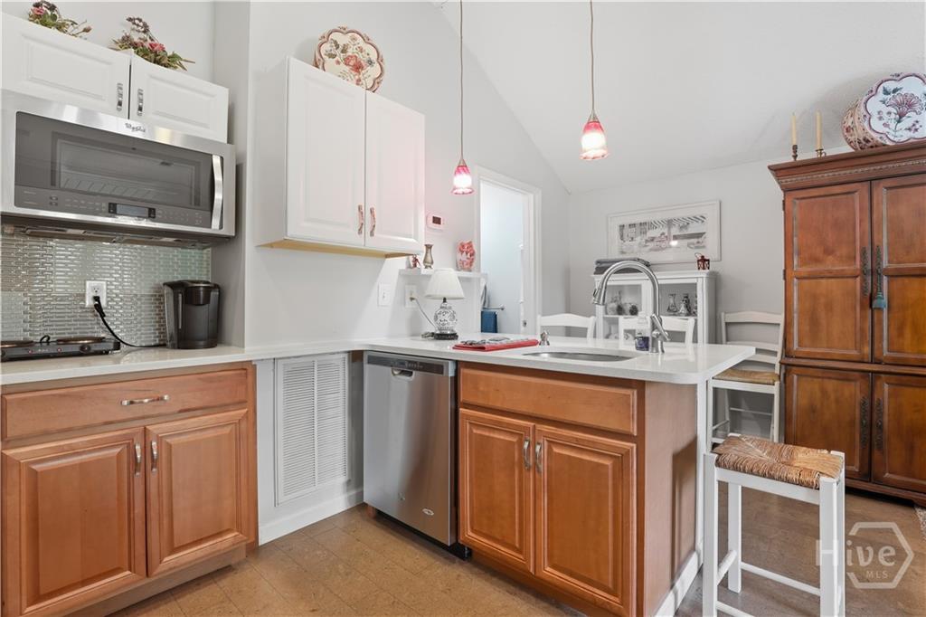 Savannah, Georgia, 31410, United States, 4 Bedrooms Bedrooms, ,3 BathroomsBathrooms,Residential,For Sale,1985758