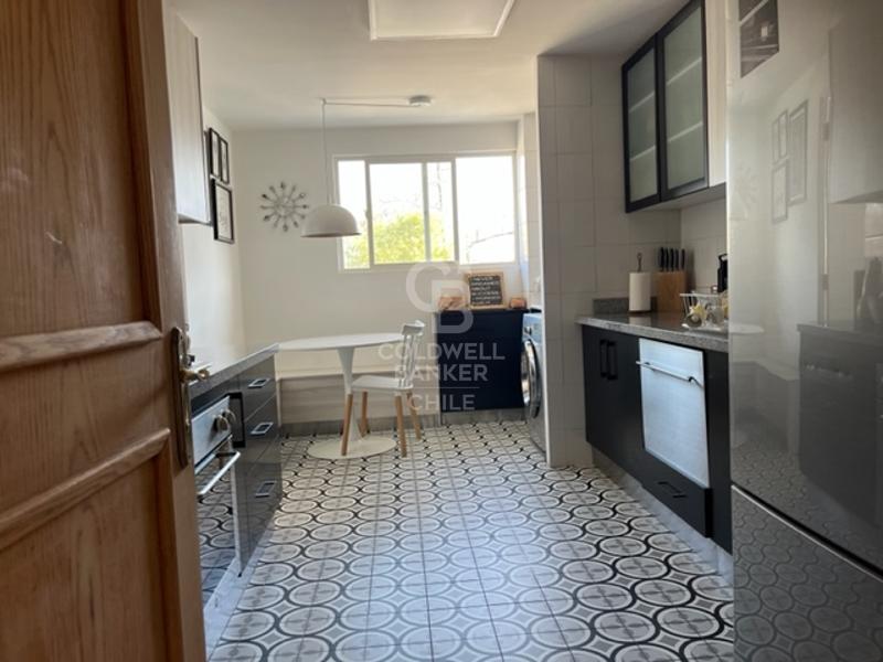 Vitacura, Chile, 4 Bedrooms Bedrooms, ,4 BathroomsBathrooms,Residential,For Sale,1967686