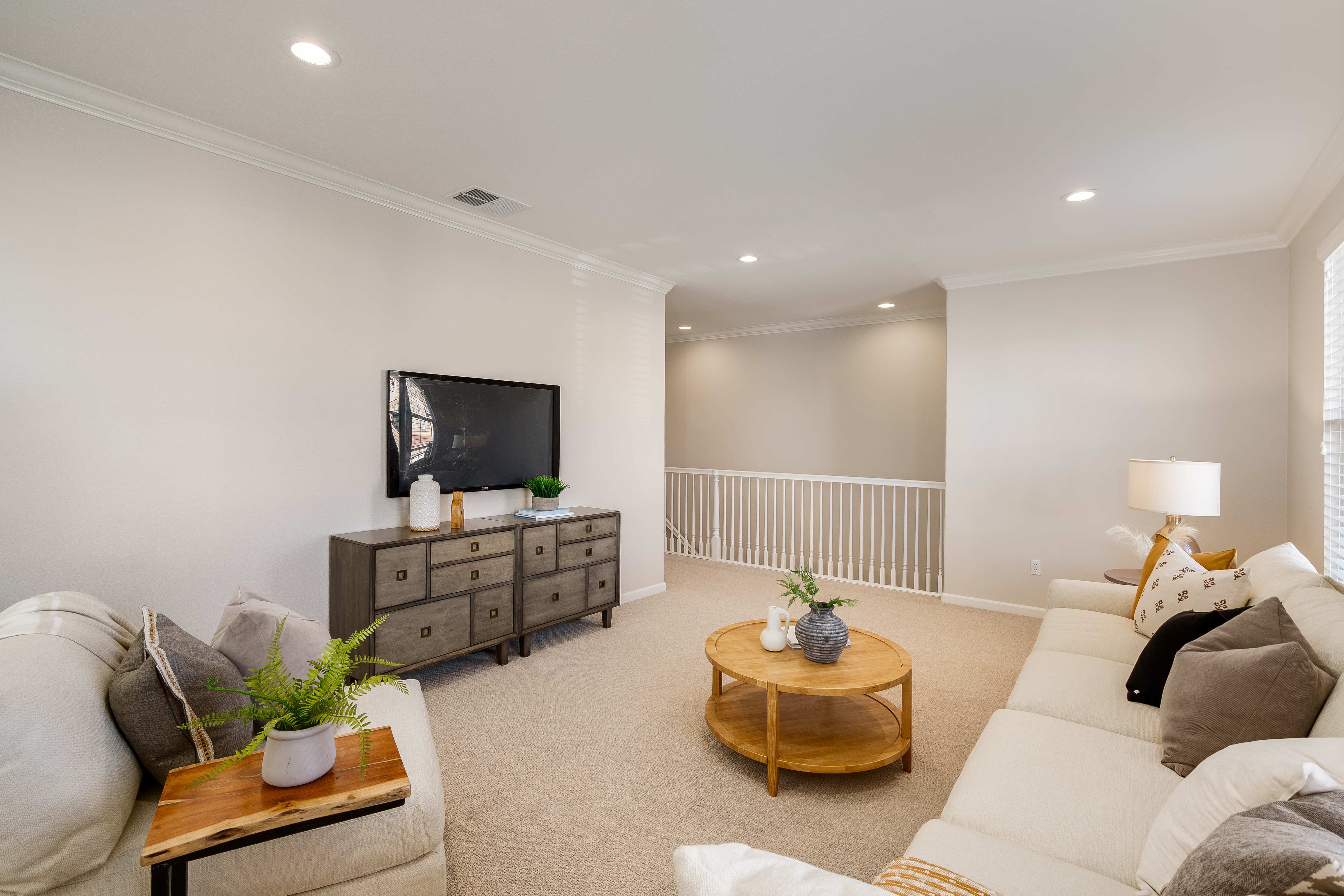  Monterosso Elegance on a Premier Corner Lot - 物件實景