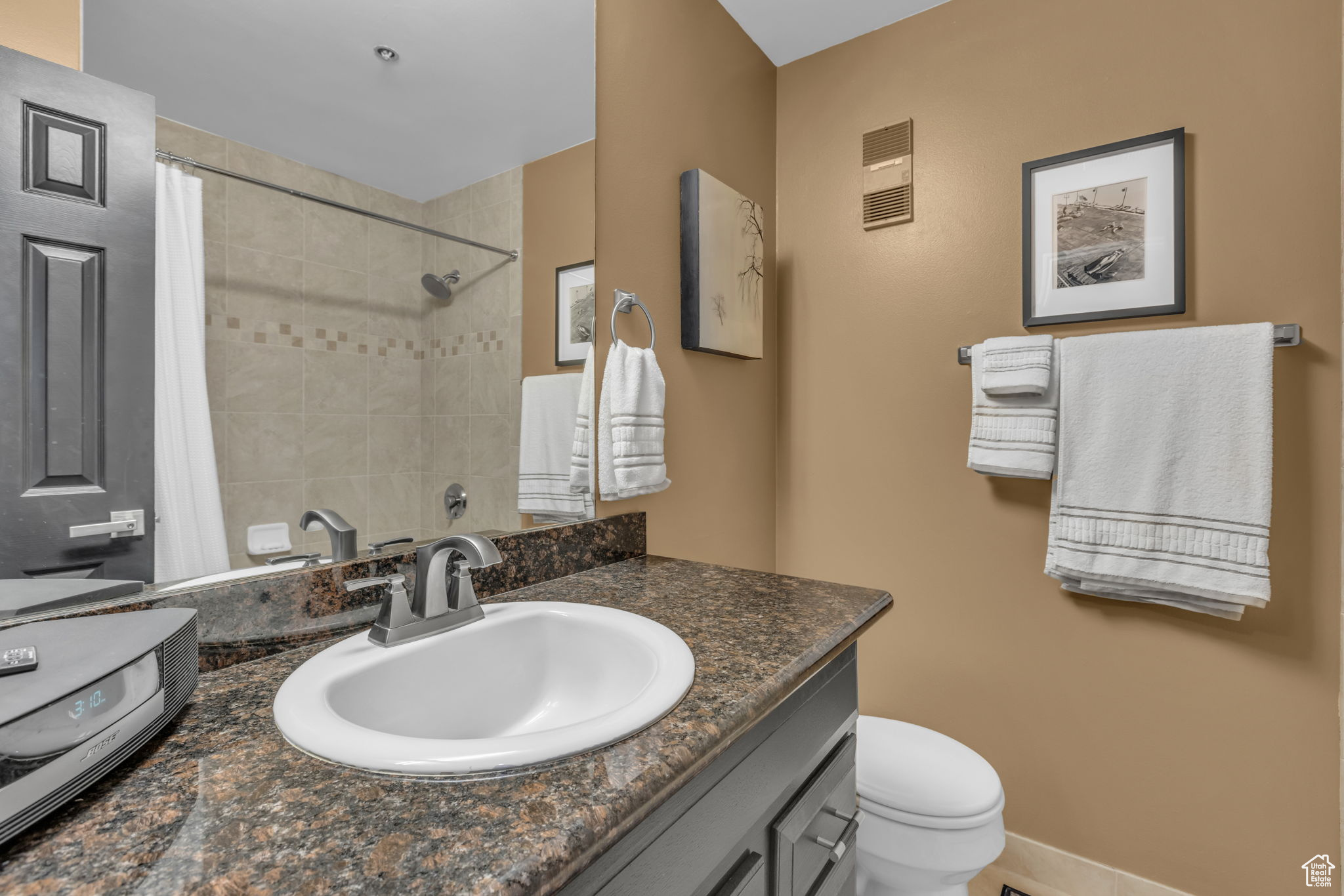 Salt Lake City, Utah, 84101, United States, 2 Bedrooms Bedrooms, ,1 BathroomBathrooms,Residential,For Sale,1898855