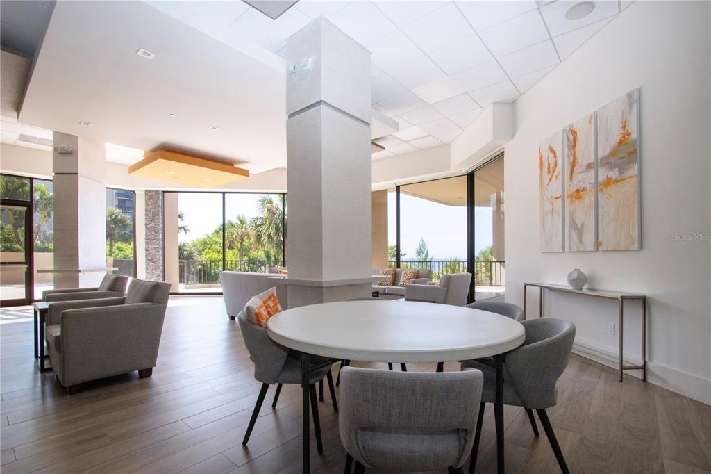 Longboat Key, Florida, 34228, United States, 2 Bedrooms Bedrooms, ,2 BathroomsBathrooms,Residential,For Sale,1993516