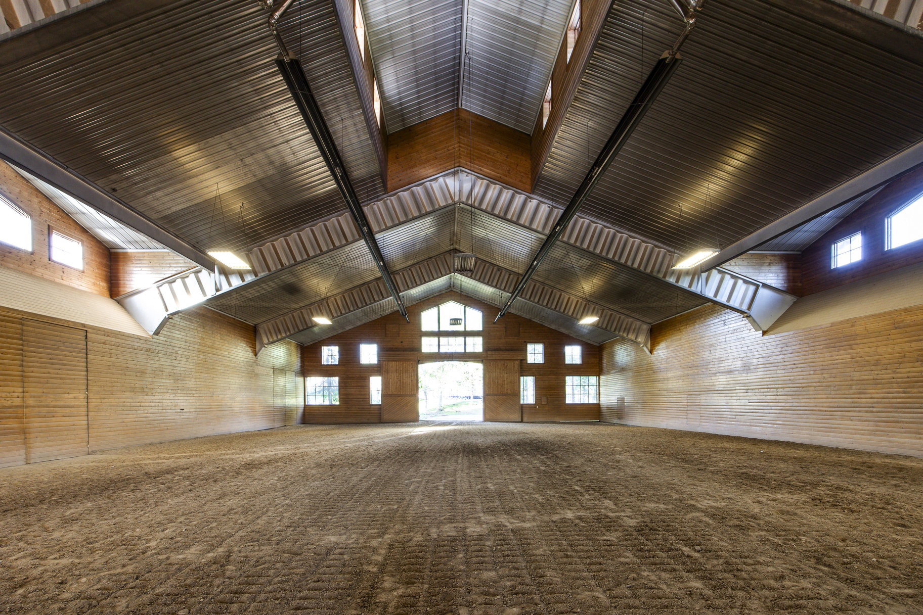  A RARE MODERN MOUNTAIN ESTATE WITH AN EXTRAORDINARY EQUESTRIAN FACILITY - 物件實景
