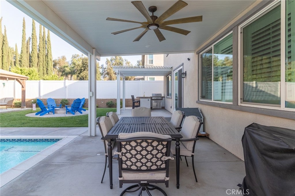 Redlands, California, 92374, United States, 5 Bedrooms Bedrooms, ,4 BathroomsBathrooms,Residential,For Sale,1974798