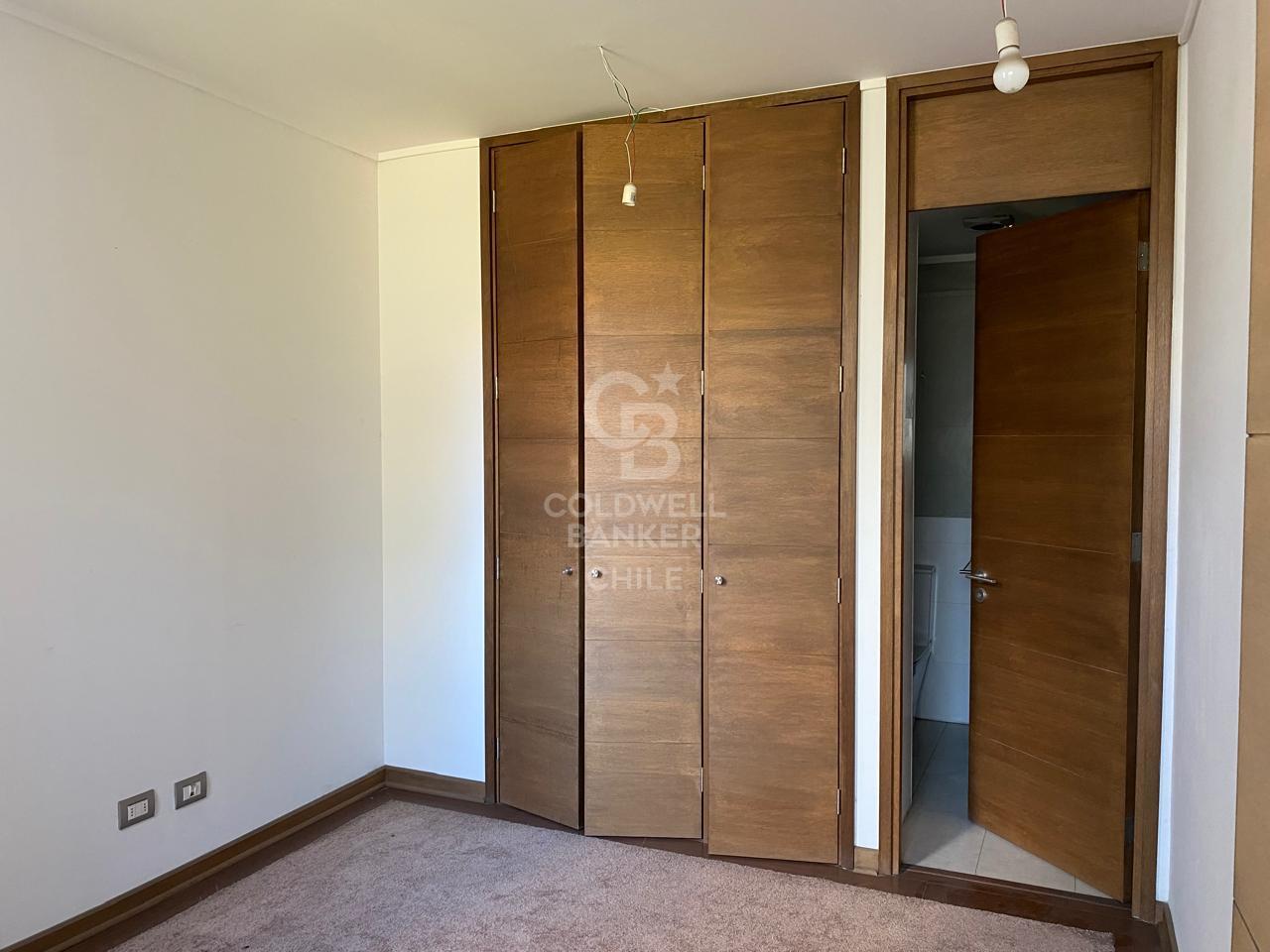 Las Condes, Chile, 4 Bedrooms Bedrooms, ,5 BathroomsBathrooms,Residential,For Sale,1856785