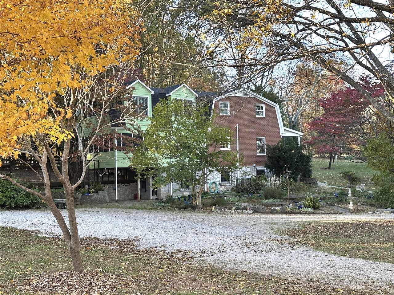 Bowling Green, Kentucky, 42103, United States, 4 Bedrooms Bedrooms, ,5 BathroomsBathrooms,Residential,For Sale,1991633