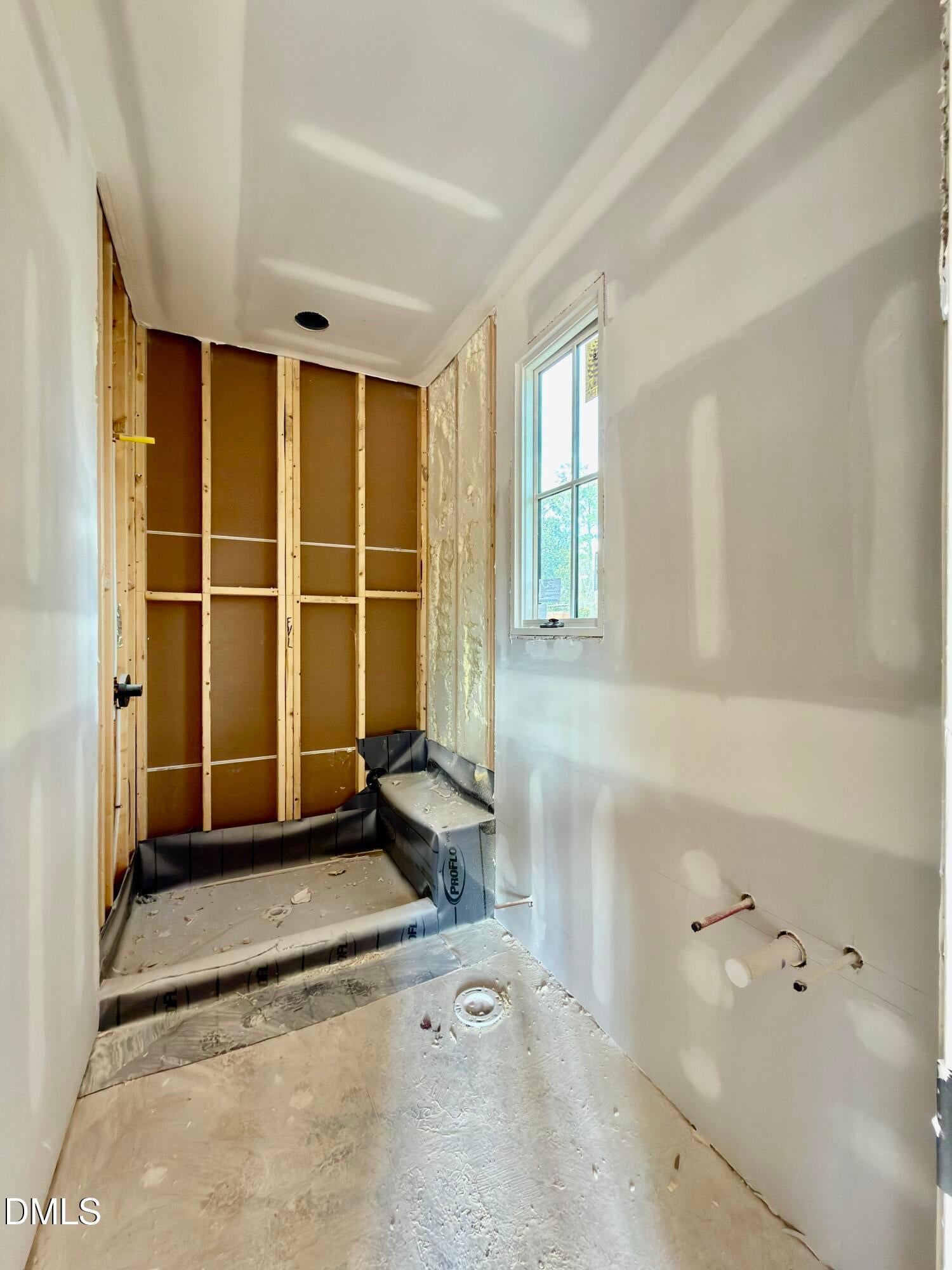 Raleigh, North Carolina, 27608, United States, 4 Bedrooms Bedrooms, ,6 BathroomsBathrooms,Residential,For Sale,1988275