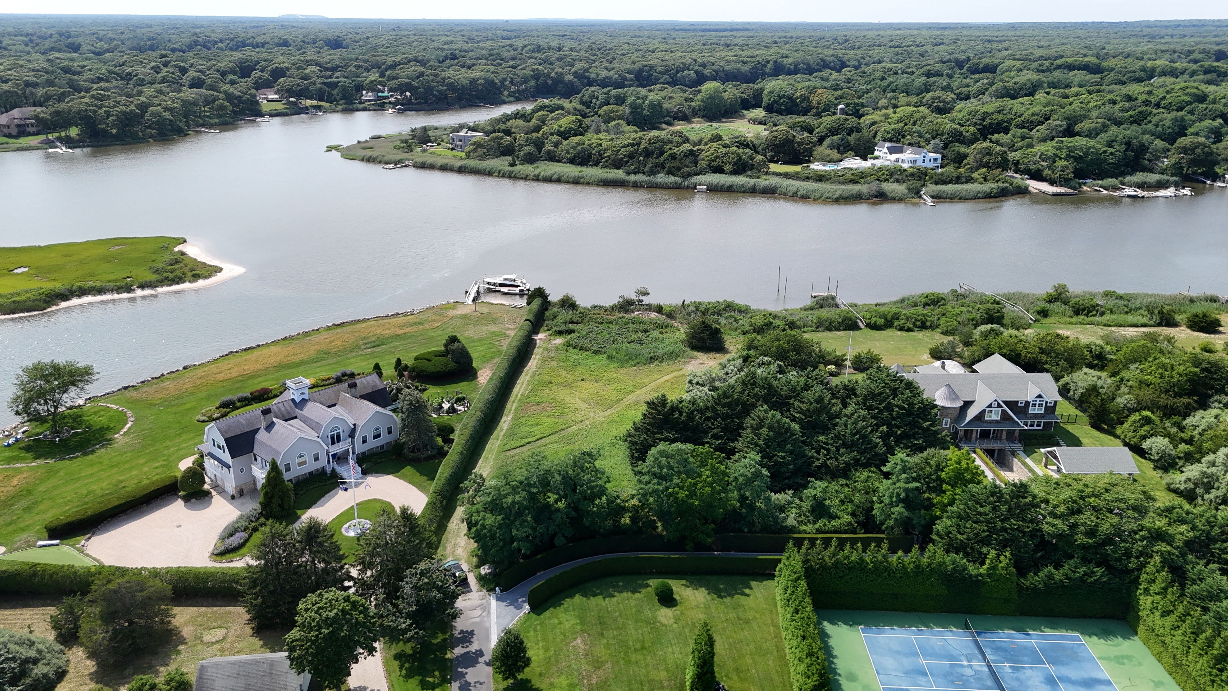  61 S Bay Avenue, Eastport, NY, 11941 - 物件實景