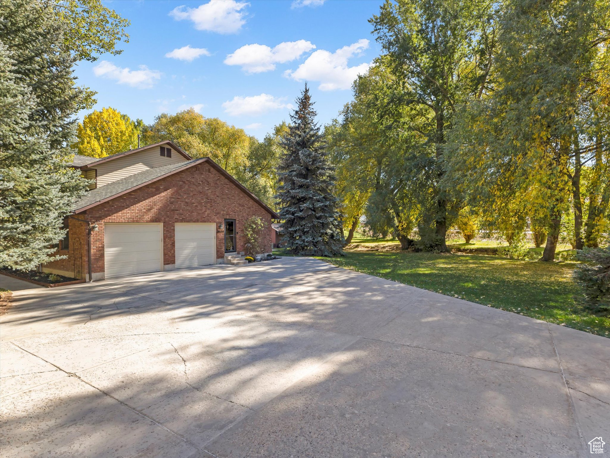 Liberty, Utah, 84310, United States, 4 Bedrooms Bedrooms, ,3 BathroomsBathrooms,Residential,For Sale,1989543