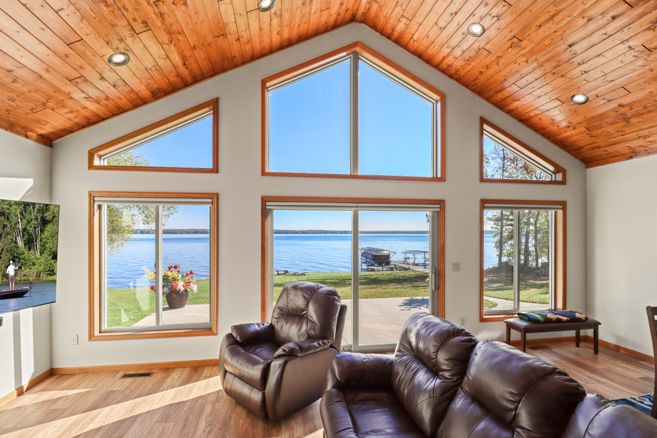 Marenisco, Wisconsin, 49947, United States, 4 Bedrooms Bedrooms, ,4 BathroomsBathrooms,Residential,For Sale,1984446