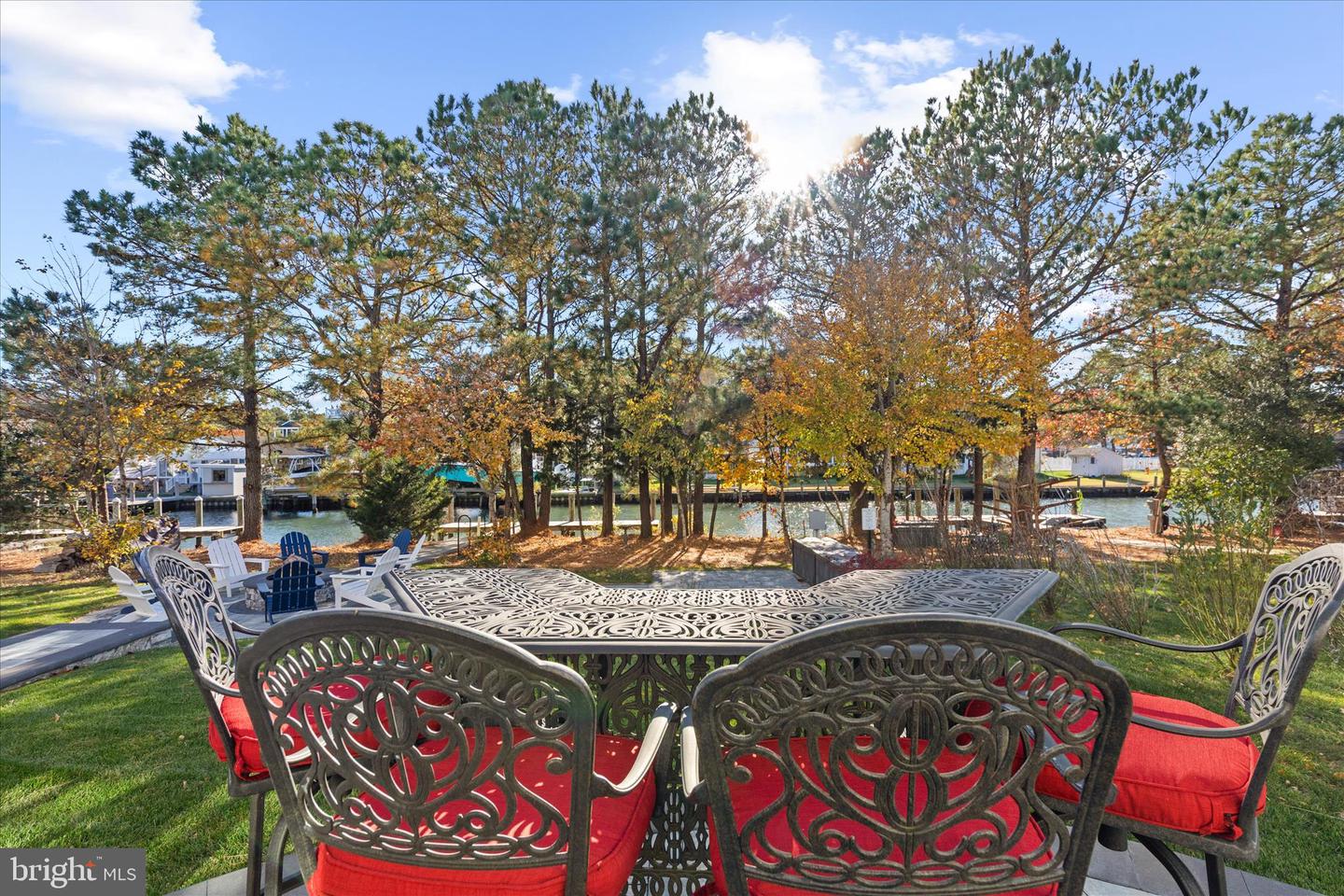 Berlin, Maryland, 21811, United States, 5 Bedrooms Bedrooms, ,4 BathroomsBathrooms,Residential,For Sale,1989737