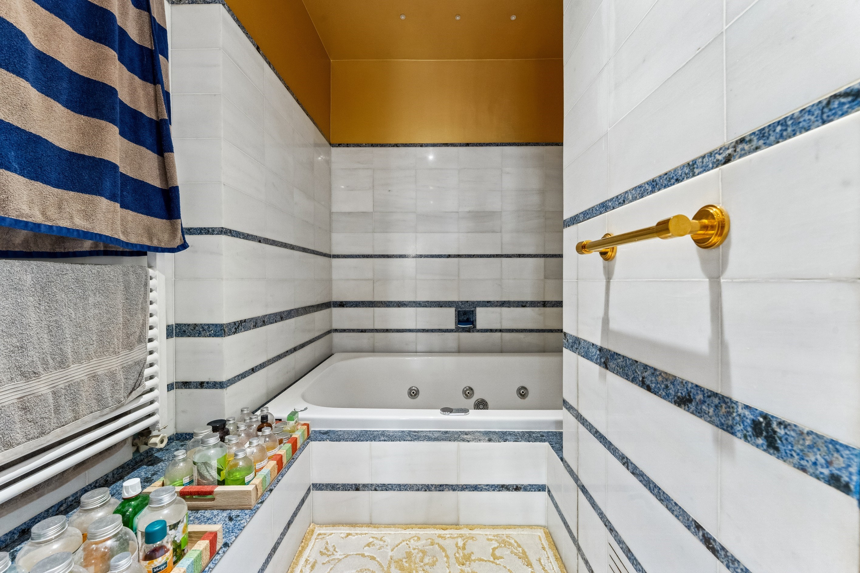  AVENUE MONTAIGNE – FACING THE PLAZA ATHÉNÉE – EXCEPTIONAL 90 SQM SUITE - 物件實景