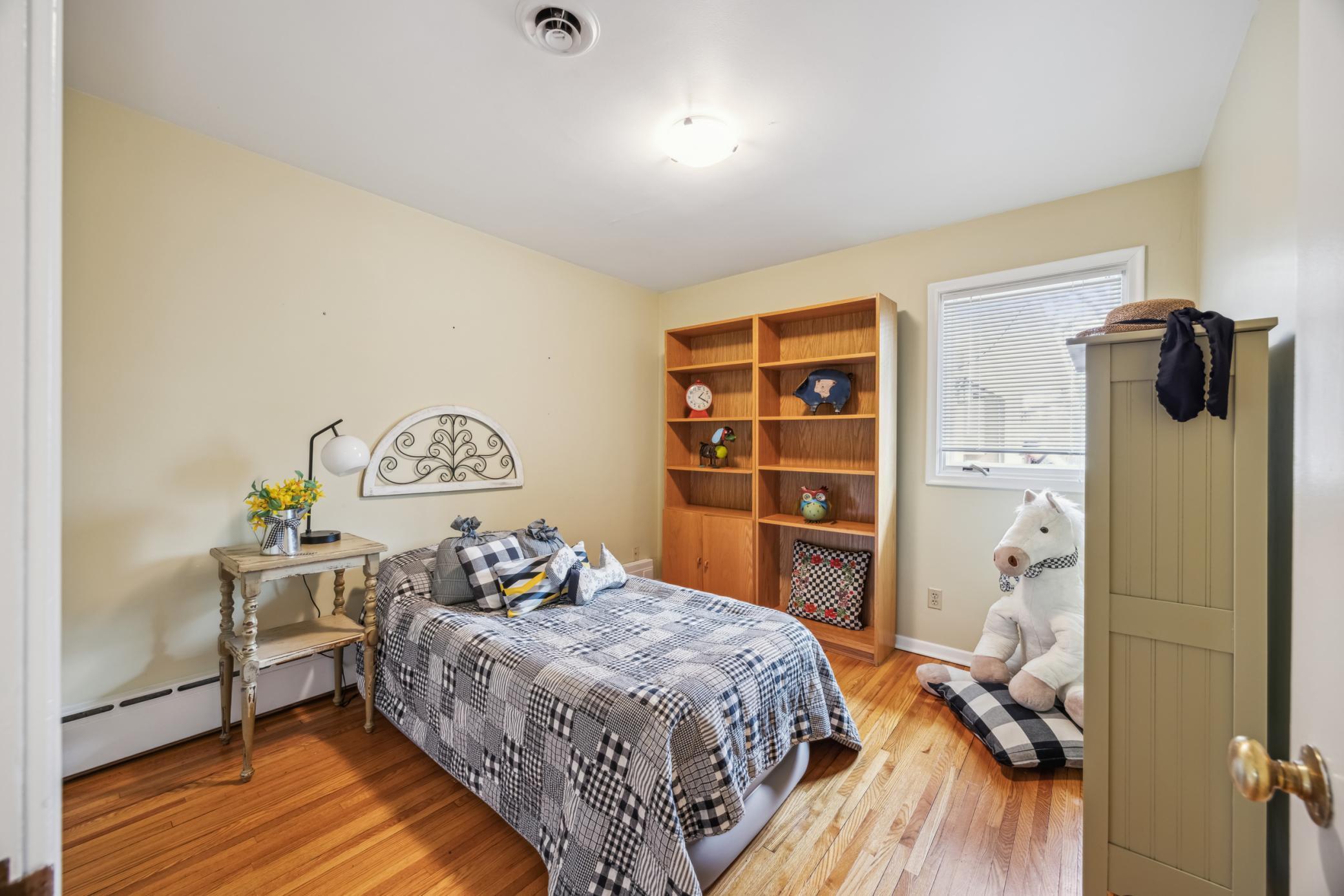 Brooklyn Center, Minnesota, 55429, United States, 5 Bedrooms Bedrooms, ,2 BathroomsBathrooms,Residential,For Sale,1906569