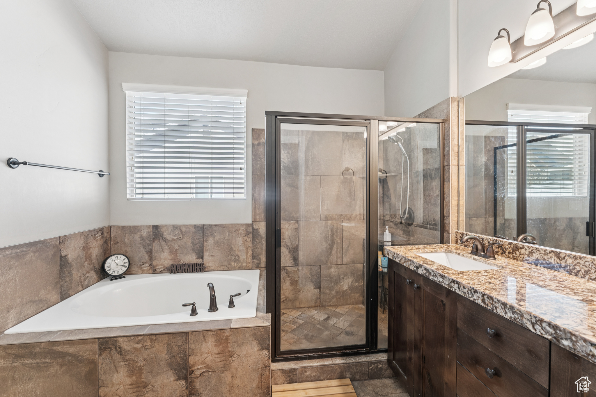 Riverton, Utah, 84096, United States, 4 Bedrooms Bedrooms, ,2 BathroomsBathrooms,Residential,For Sale,1932911