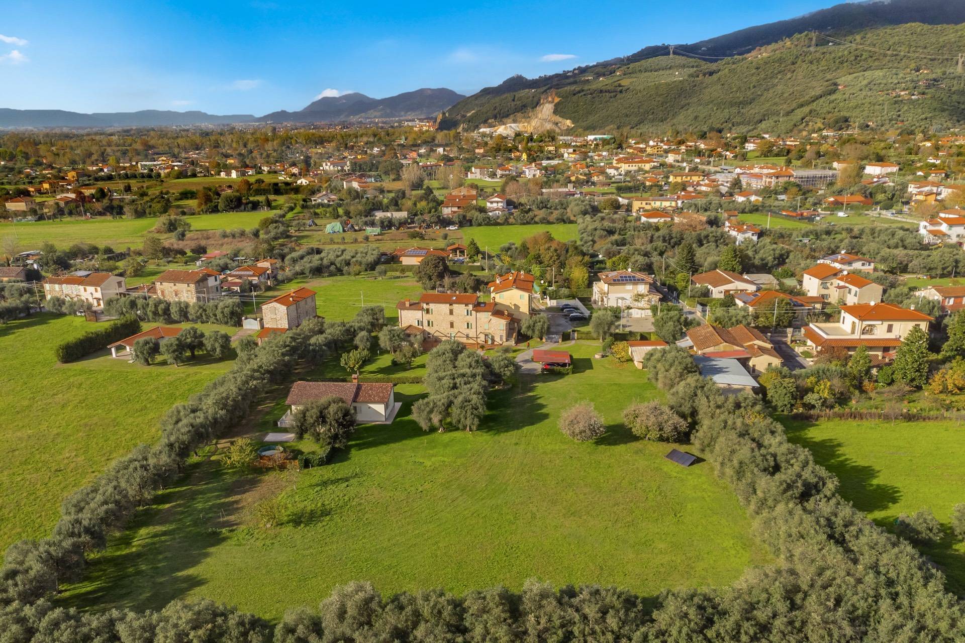 Via Cugnia, Seravezza, Lucca, 55047, IT, 6 Bedrooms Bedrooms, ,7 BathroomsBathrooms,Residential,For Sale,Via Cugnia,1442759