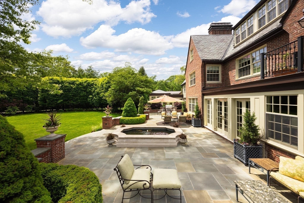 Brookline, Massachusetts, 02445, United States, 6 Bedrooms Bedrooms, ,8 BathroomsBathrooms,Residential,For Sale,1839971