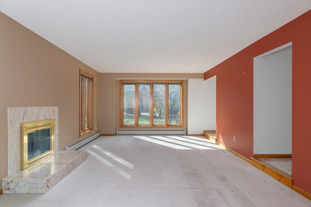 Bow, New Hampshire, 03304, United States, 4 Bedrooms Bedrooms, ,6 BathroomsBathrooms,Residential,For Sale,1989692